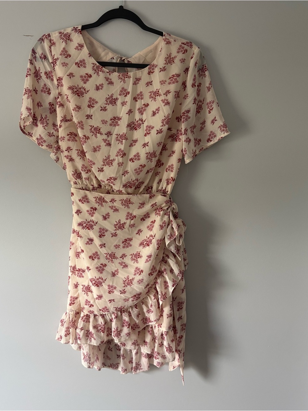 Sabo Skirt NWT Floral Ruffle Wrap Dress - Cream with Dusty Rose